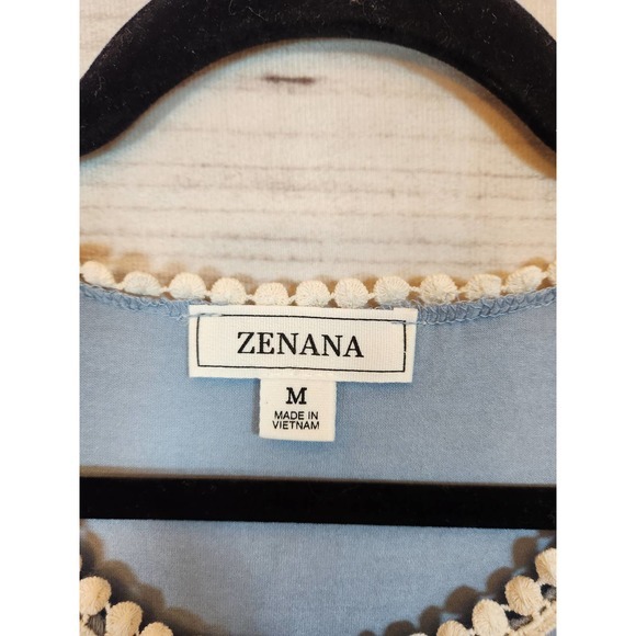 Zenana Women's Blue Solid Sleeveless Scoop Neck Tank Top Size Medium - Picture 4 of 7